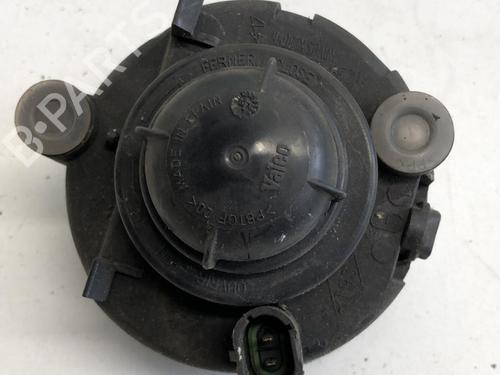 Used Left front fog light Left front fog light 18217676 18217676