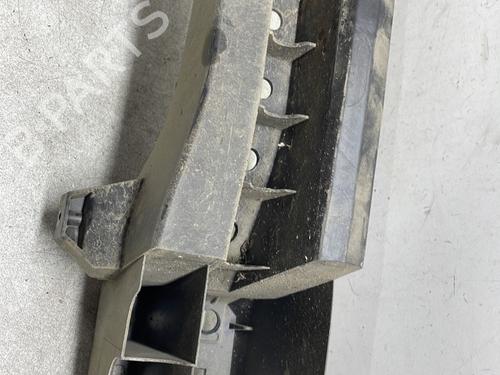 Used Rear bumper bracket Rear bumper bracket DACIA LOGAN MCV II TCe 90 (K8M1, K8MA, K8AC) (90 hp) 33721511 33721511