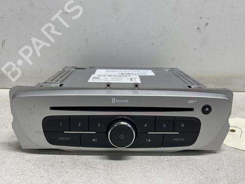 Used Radio RENAULT GRAND SCÉNIC III (JZ0/1_) 1.5 dCi (JZ09, JZ0D, JZ10, JZ14, JZ1G, JZ29, JZ2C) (110 hp) 25910390