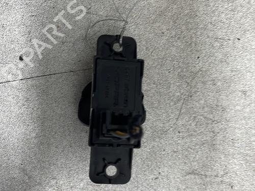 Used Left front window switch Left front window switch FIAT 500 (312_) 1.2 (312AXA1A) (69 hp) 31909825 31909825