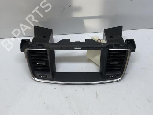 Air vent PEUGEOT 508 I (8D_) 2.2 HDi | BP18224768I21 