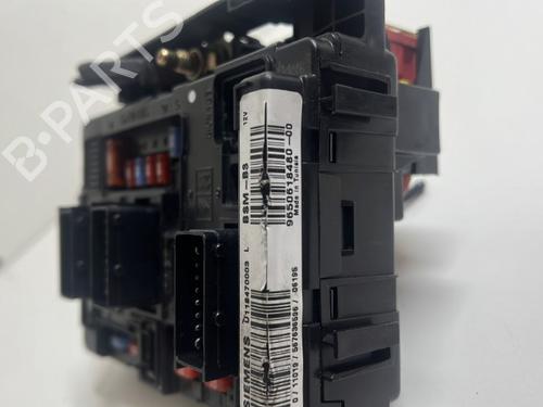 Used Fuse box Fuse box CITROËN XSARA PICASSO (N68) 1.6 HDi (90 hp) 19074844 19074844