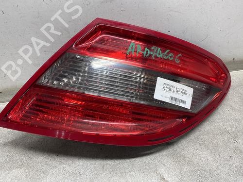 Used Right taillight MERCEDES-BENZ C-CLASS (W204) C 220 CDI (204.002) (170 hp) 32041955