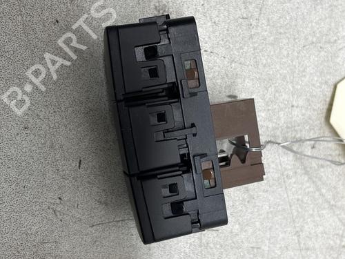 Switch PEUGEOT 508 I (8D_) 2.0 HDi | BP25821753I30 