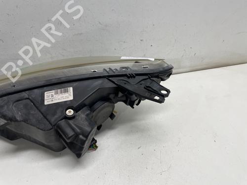 right-headlight-peugeot-1007-km_-2005-37022858 main image