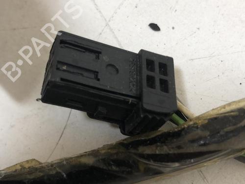 Left mirror PEUGEOT 307 CC (3B) 2.0 HDi 135 | BP18213476C26 