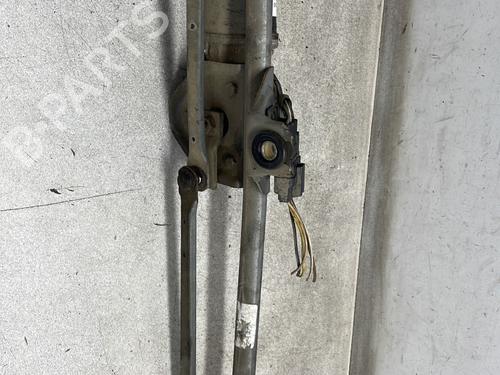 Used Front wipers mechanism Front wipers mechanism RENAULT TRAFIC II Van (FL) 1.9 dCi 100 (FL0C, FL0K, FL0B) (101 hp) 33849936 33849936