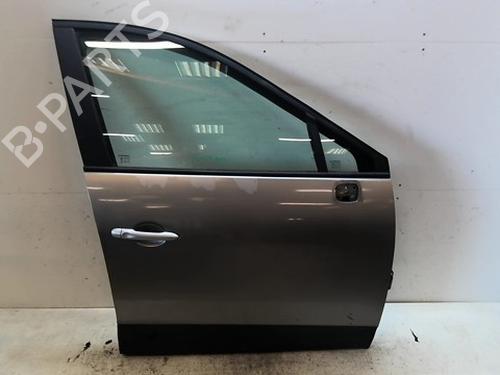 Used Right front door Right front door 37189686 37189686