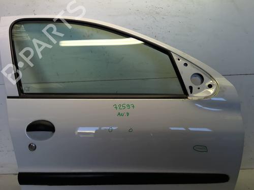 Right front door PEUGEOT 206+ (2L_, 2M_) 1.1 | BP25475632C3