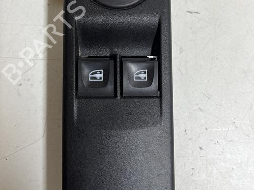 Used Left front window switch RENAULT CLIO IV (BH_) 1.5 dCi 75 (75 hp) 25276598