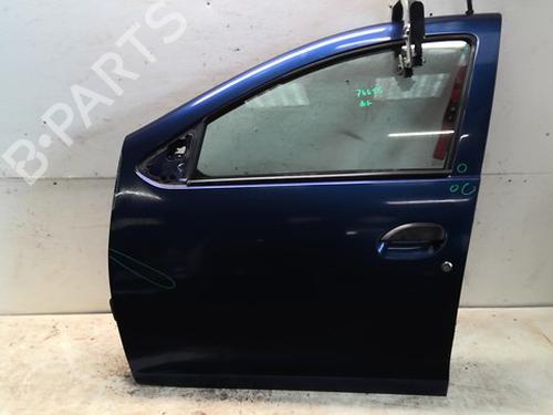 dr-venstre-fortil-dacia-sandero-ii-2012-31970523 main image