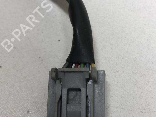 Used Right mirror Right mirror 18219695 18219695