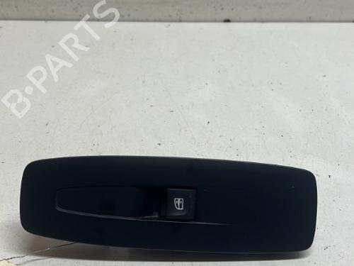 Used Right front window switch Right front window switch RENAULT MEGANE IV Hatchback (B9A/M/N_) 1.5 dCi 90 (B9A1) (90 hp) 18332441 18332441
