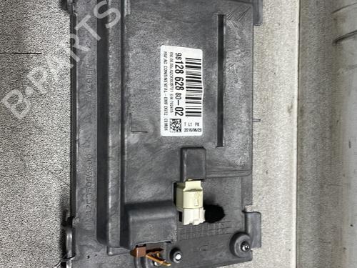 Used Display monitor Display monitor PEUGEOT 208 I (CA_, CC_) 1.2 VTI 82 (82 hp) 31637390 31637390