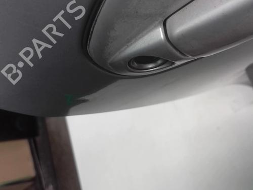 Right front door HYUNDAI SANTA FÉ I (SM) 2.0 CRDi 4x4 | BP18211132C3