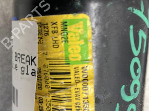 Used Front wipers mechanism Front wipers mechanism RENAULT MEGANE IV Grandtour (K9A/M/N_) 1.5 dCi 110 (110 hp) 32984467 32984467