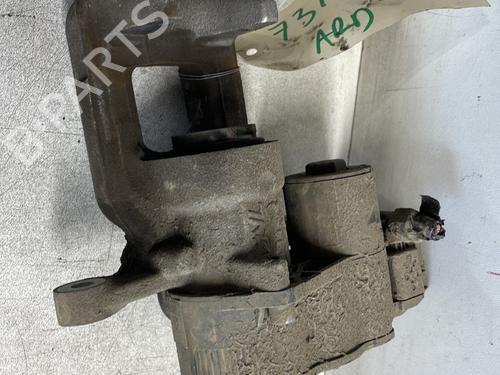 Used Right rear brake caliper PEUGEOT 308 III (FB_, FH_, FP_, F3_, FM_) BlueHDi 130 (FBYHZL, FBYHZT) (131 hp) 27637700