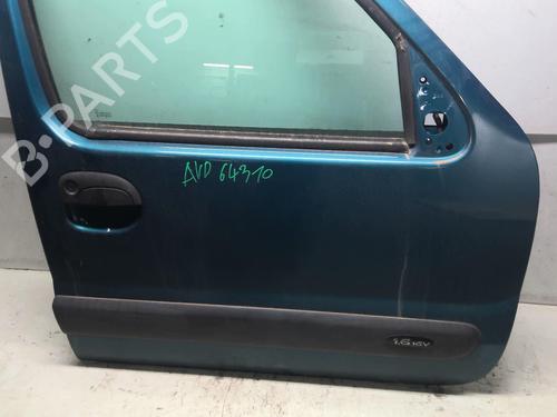 Used Right front door Right front door 18208287 18208287
