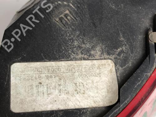 Farolim direito VW FOX Hatchback (5Z1, 5Z3, 5Z4) 1.2 (55 hp) 18208460