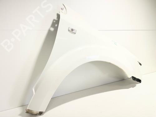 Used Right front fenders Right front fenders 38436852 38436852