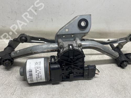 Used Front wipers mechanism RENAULT TWINGO II (CN0_) 1.2 16V (CN04, CN0B) (75 hp) 30698732