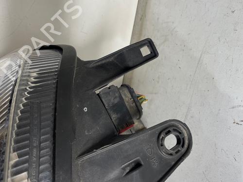 Right headlight CITROËN C8 (EA_, EB_) 2.0 HDi 135 | BP36647362C29 - Image 3
