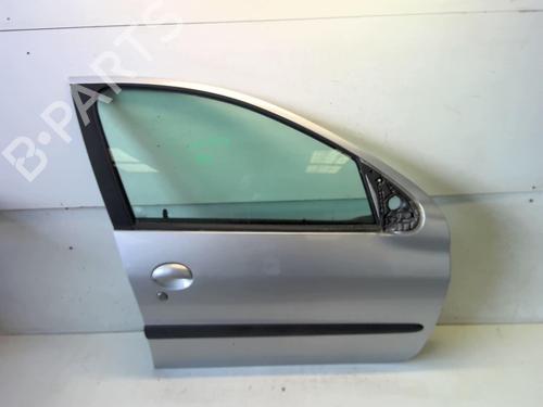 Dør høyre foran PEUGEOT 206 Hatchback (2A/C) 1.1 i (60 hp) 18227326