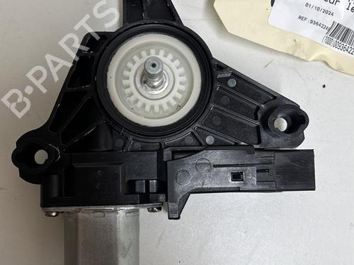 Right rear window motor VOLVO V40 Hatchback (525) D3 | BP20173338E22 