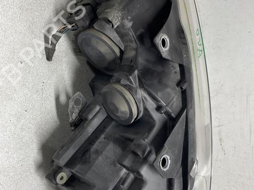 Right headlight VW GOLF VI (5K1) 2.0 TDI | BP32518988C29