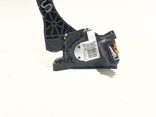 Used Pedal Pedal 38681169 38681169