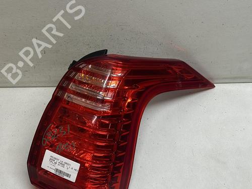 Used Right taillight Right taillight PEUGEOT 5008 (0U_, 0E_) 1.6 HDi (112 hp) 18209730 18209730