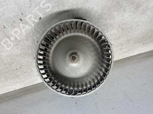 Used Heater blower motor KIA SORENTO I (JC) 2.5 CRDi 4WD (140 hp) 27166631