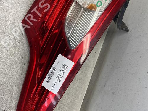 Used Right taillight Right taillight FORD FOCUS III Turnier 2.0 TDCi (163 hp) 30576007 30576007