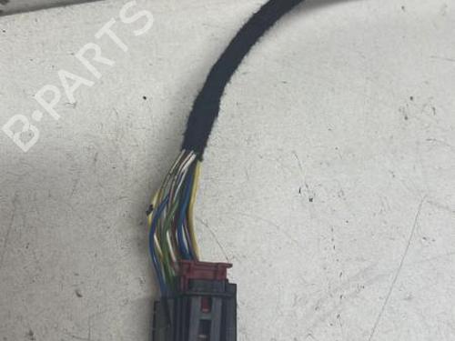 Right mirror VW GOLF VI (5K1) 2.0 TDI | BP18222583C27 