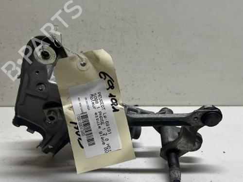 Used Front wiper motor PEUGEOT 5008 (0U_, 0E_) 2.0 HDi 150 / BlueHDi 150 (150 hp) 18212510