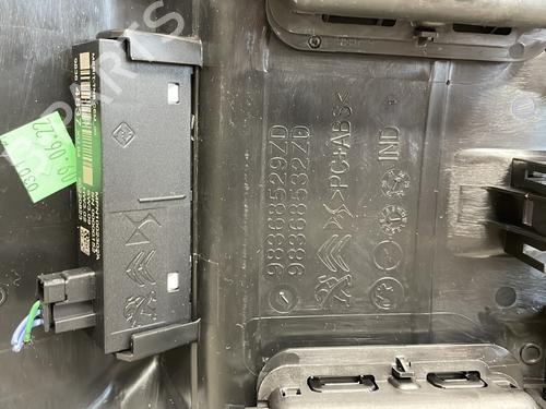 Interior roof light PEUGEOT 308 III (FB_, FH_, FP_, F3_, FM_) BlueHDi 130 (FBYHZL, FBYHZT) | BP27637733I8 