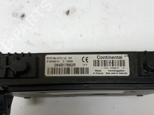 Used Fuse box RENAULT MEGANE III Hatchback (BZ0/1_, B3_) 1.5 dCi (BZ0C) (90 hp) 18224808