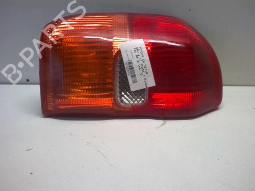 Venstre baglygte TOYOTA RAV 4 II (_A2_) 2.0 D 4WD (CLA20_, CLA21_, CLA20R, CLA21R) (116 hp) 18219184