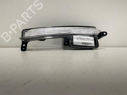 Used Right daytime light Right daytime light 38436841 38436841
