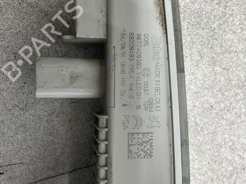 Used Left daytime light Left daytime light CITROËN C3 II (SC_) 1.4 HDi 70 (SC8HZC, SC8HR0, SC8HP4) (68 hp) 33657517 33657517