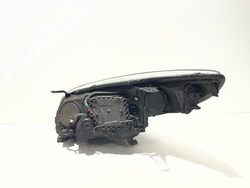 right-headlight-renault-megane-iii-hatchback-bz01_-b3_-2008-39148110 main image