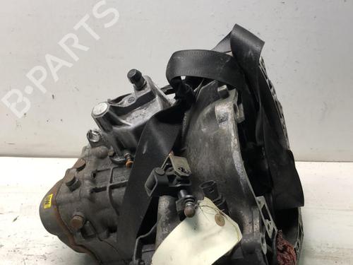 Używane Skrzynia biegów OPEL CORSA B (S93) 1.2 i (F08, F68, M68) (45 hp) 18208633