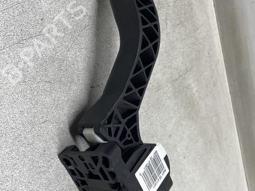 Pedal CITROËN C4 II (NC_) 1.6 HDi 115 | BP32437006I4 - Image 2