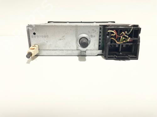 Used Radio Radio 37419518 37419518