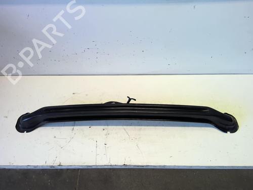 Used Rear bumper reinforcement VW POLO III (6N1) 60 1.4 (60 hp) 18210556