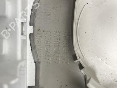 interior-roof-light-citroen-c4-grand-picasso-ii-da_-de_-2013-25475629 main image