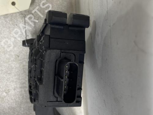 BP32138523I4 main image