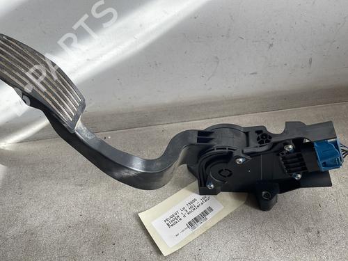 Used Pedal Pedal PEUGEOT BIPPER Tepee 1.3 HDi 75 (75 hp) 29869348 29869348