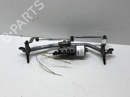 Used Front wipers mechanism Front wipers mechanism 18232232 18232232