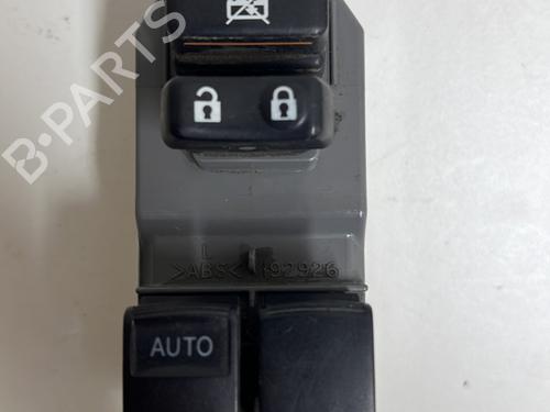 Used Switch TOYOTA YARIS (_P13_) 1.4 D (NLP130_, NLP130) (90 hp) 20173323